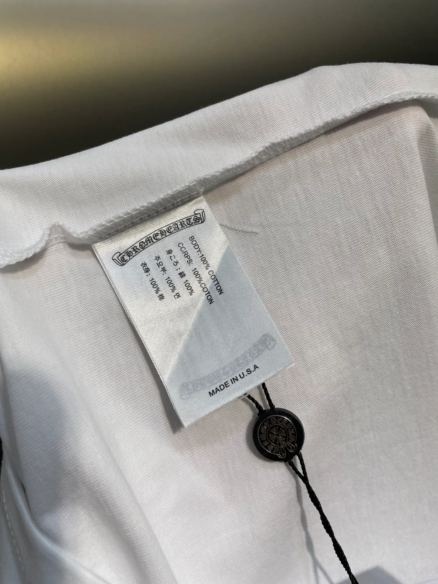 🅿️280 CH🌟【Top original order】Gypsophila cross short sleeves. Process description: The fabric is made of 26-woven 200g cotton, and the printing is made of special imported slurry. The overall alignment is straight and delicate, the fabric is comfortable and soft, and the color is consistent without color difference. It can be matched with the same style to create a fashionable look, control various occasions, customized accessories, complete three standards, the same style for men and women! ⚠️size:sml